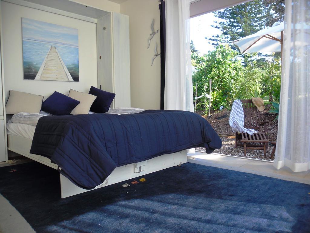 Hotel Blue Birds Oneroa Habitación foto